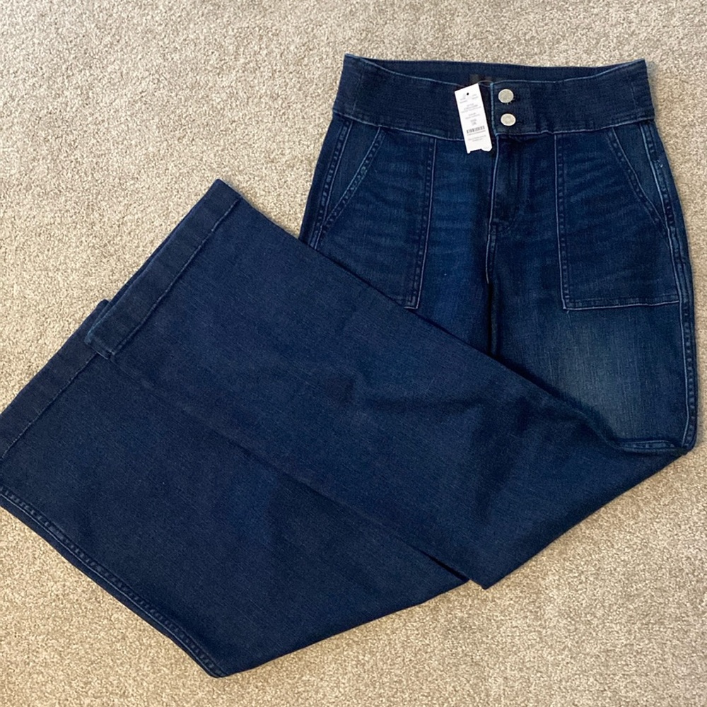 NWT White House Black Market Extra High Rise Trouser Jean Size 2